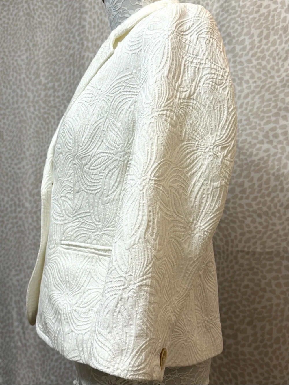 Talbots Classic White 3/4 Sleeve  Textured Women's  Blazer/Jacket